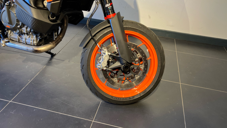 Ktm Smt 890 SMT (24MY)